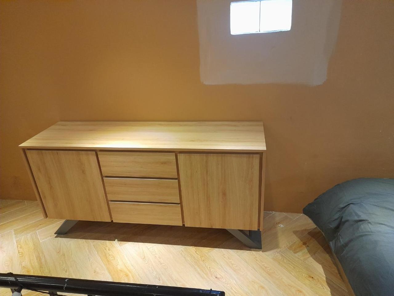Nha Yen 1 Bed 2 Beds Hotel Homestay Hostel كان ثو المظهر الخارجي الصورة
